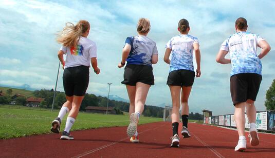 Individuell bedruckte Laufshirts für Firmenlauf