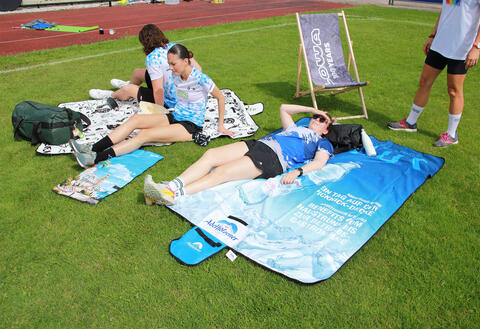 Vollflächig bedruckbare Picknick-Decke aus 100% Polyester