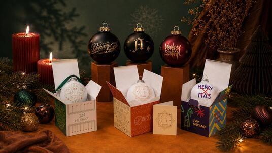 Individuell bedruckbare Weihnachtskugeln