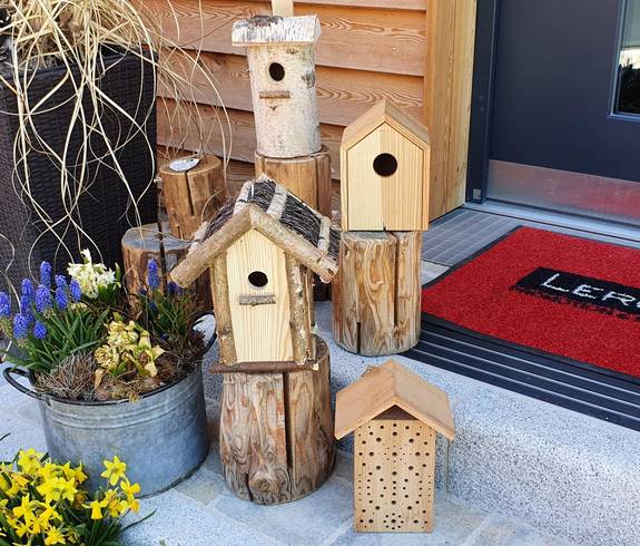 Lerche Werbemittel Nistkästen und Insektenhotels
