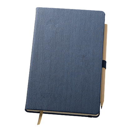 Mit den Maßen 130 x 210 mm passt das Notizbuch in jede Handtasche.