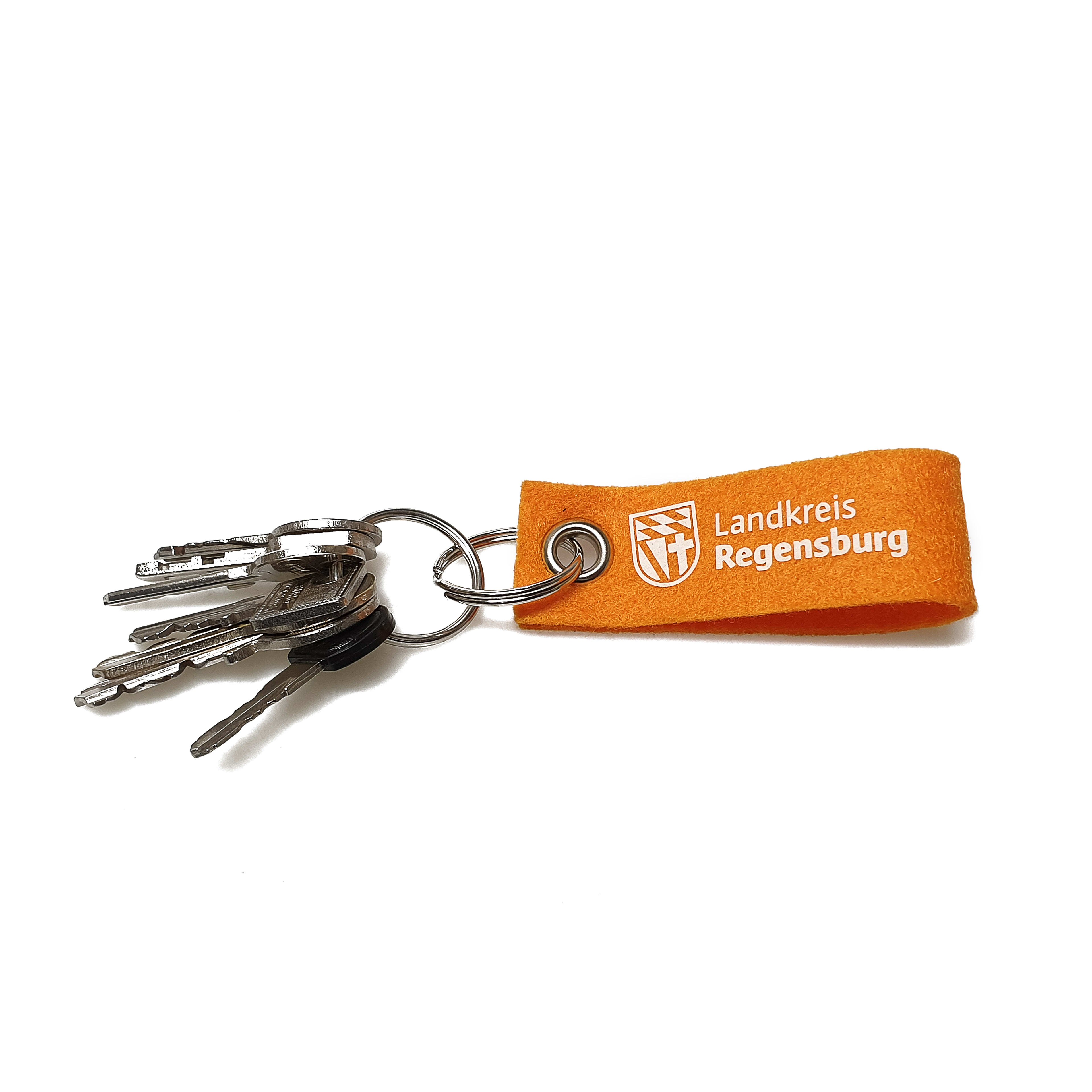 Filz-Schlüsselanhänger Mit Kreuz – Personalisiertes Geschenk, Made In Germany