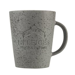 Tasse High Conference Form 341 in Betonoptik mit Lasergravur